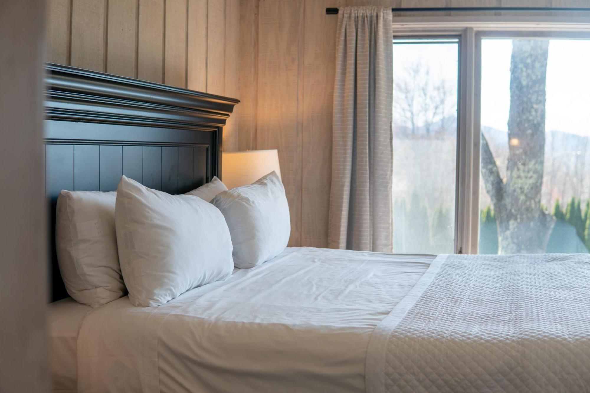 Inn At Crestwood Boone Eksteriør billede